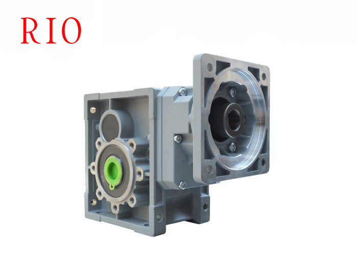 High Efficiency Helical Gear Reducer Gearbox for Industrial Machinery Using